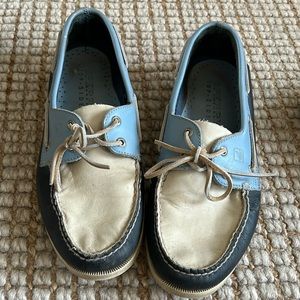 Sperry top-sider boat shoes